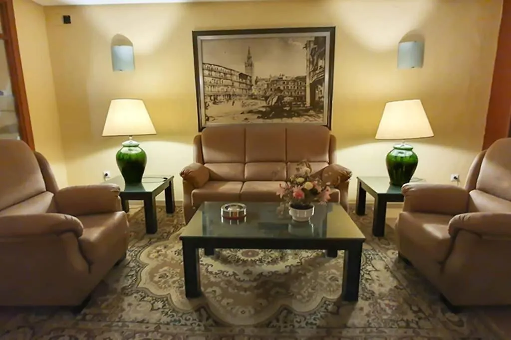 Apartamento Suite Next To Catedral Sevilla İspanya