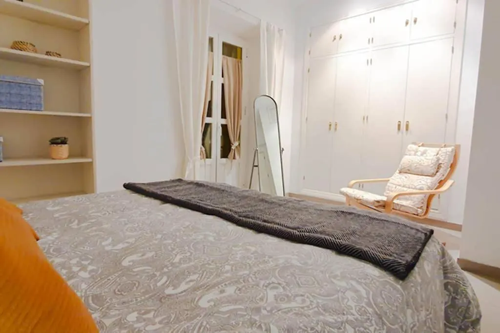 Apartamento Suite Next To Catedral Sevilla İspanya