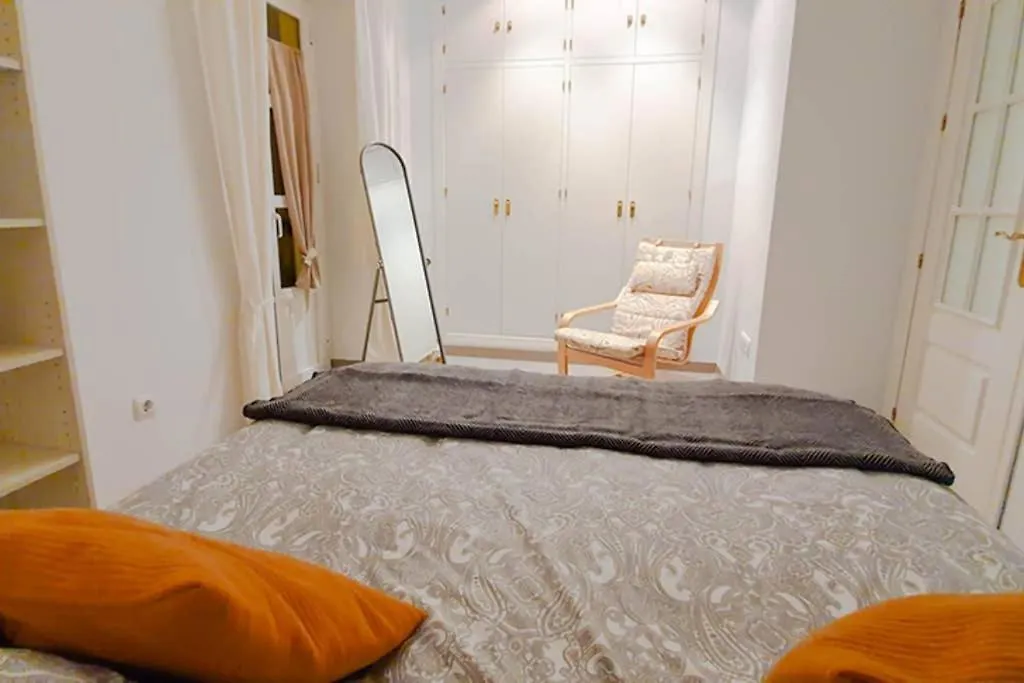 Apartamento Suite Next To Catedral Sevilla 0*,  Španělsko